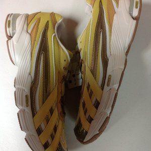 Adidas Men's Orketro Multicolor Sneakers - 11.5  - New in Box